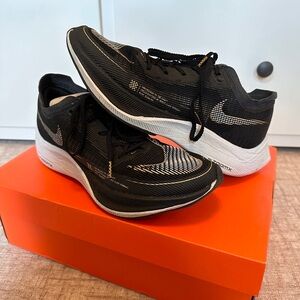 Nike ZoomX Vaporfly Next% 2 - Women’s 9.5
